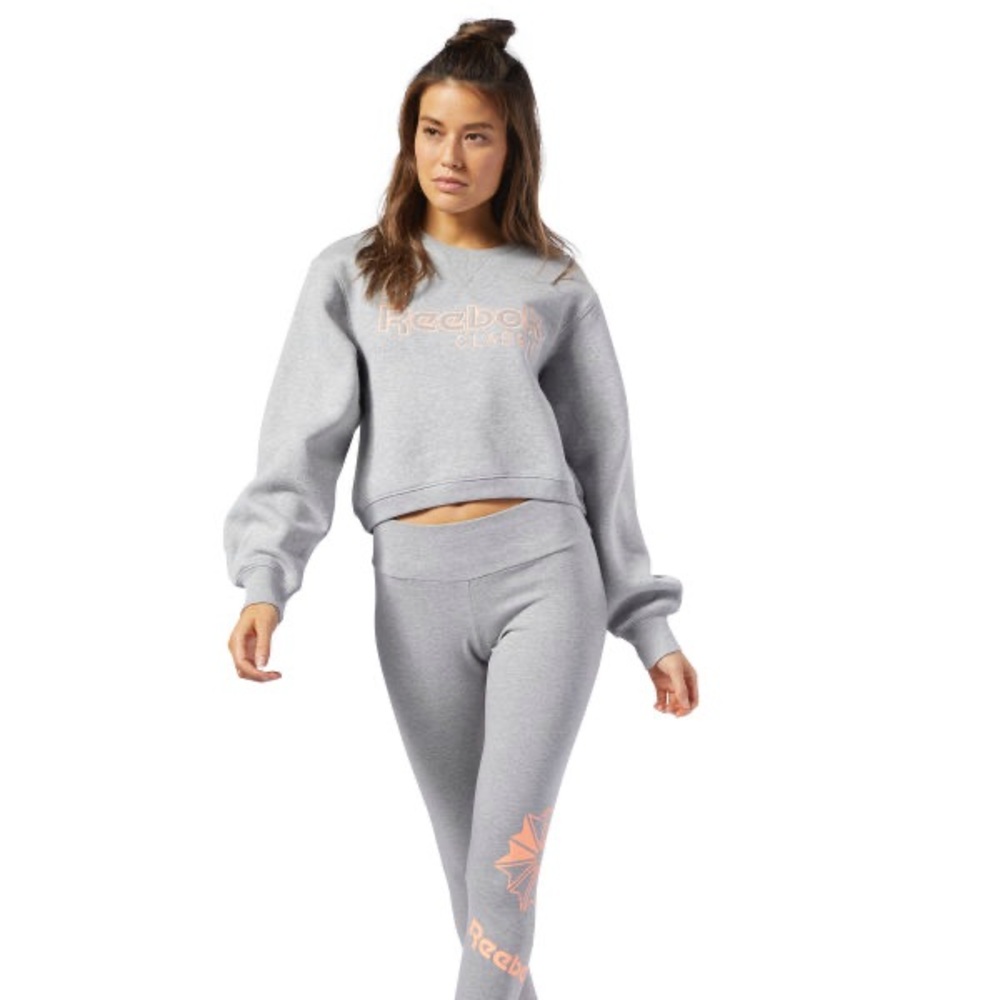 Reebok classic crew neck sweater